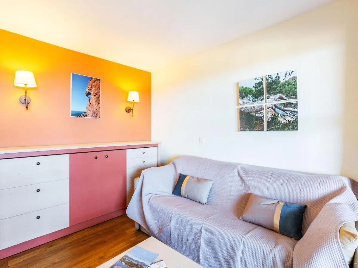 Apartment Village Cap Esterel - L'Esquinade-56 By Interhome Saint-Raphaël フランス