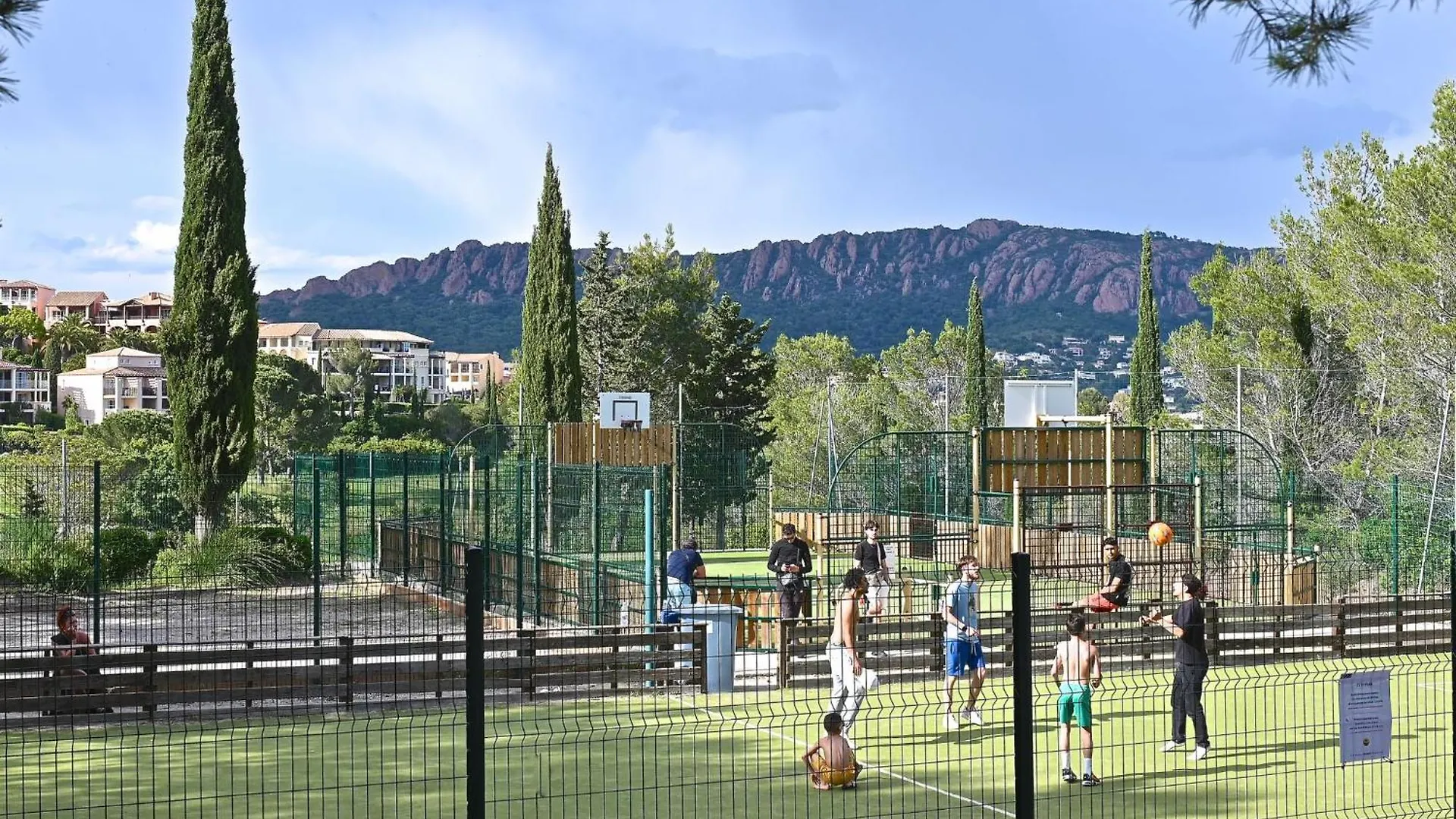 Saint-Raphaël Apartment Village Cap Esterel - L'Esquinade-56 By Interhome